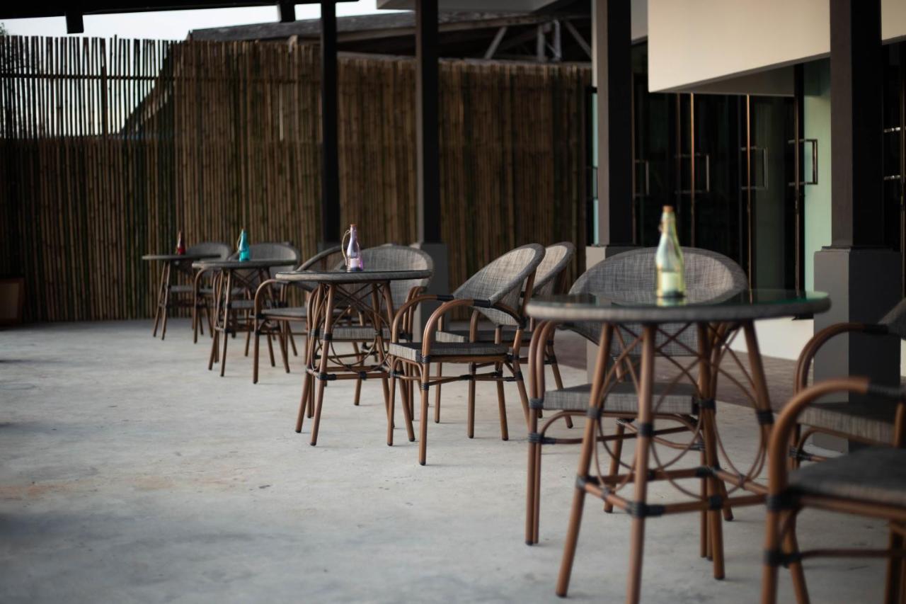 The Blue C Donsak Hotel Surat Thani Exterior foto